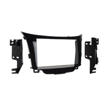 Charger l'image dans la galerie, Metra 95-7357HG Double DIN Dash Kit - Compatible Fits for Hyundai Elantra GT (without NAV) 2013-2017