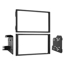 Load image into Gallery viewer, Metra 95-7861 Double DIN Installation Dash Kit - Compatible Fits for Honda Pilot 2003-2005 / Honda Pilot (without factory NAV) 20