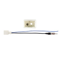 Charger l'image dans la galerie, Metra 95-8250 Double Din Radio Install Dash Kit Wires Antenna Fit Sienna