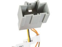 Load image into Gallery viewer, iDatalink Maestro CAM-SR-GM2 Backup Cam Adapter