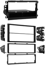 Charger l'image dans la galerie, Metra 99-2003 1990–2012 GM/Isuzu/Suzuki Single-DIN/Double-DIN Multi Kit