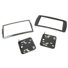 Charger l&#39;image dans la galerie, Metra 95-6547B Double DIN Dash Kit for Dodge Durango 2001 Dakota 2001 + Wire Harness + Antenna