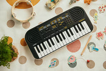 Load image into Gallery viewer, CASIO SA-51 Electronic Musical Instrument Keyboard (MINI) KM19